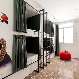 Dormitory Room Mixed